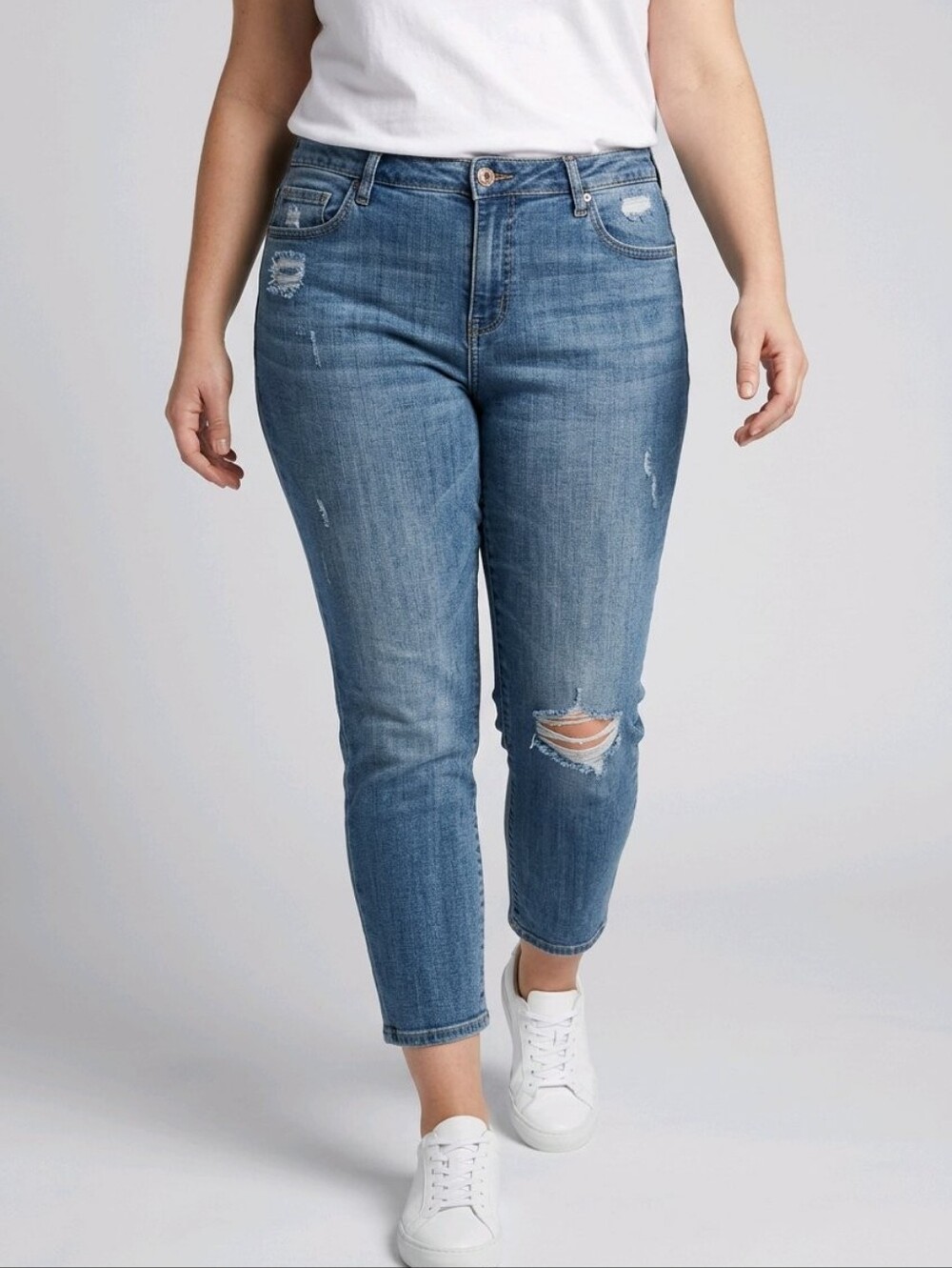 Distressed Blue Women's Cropped Jeans